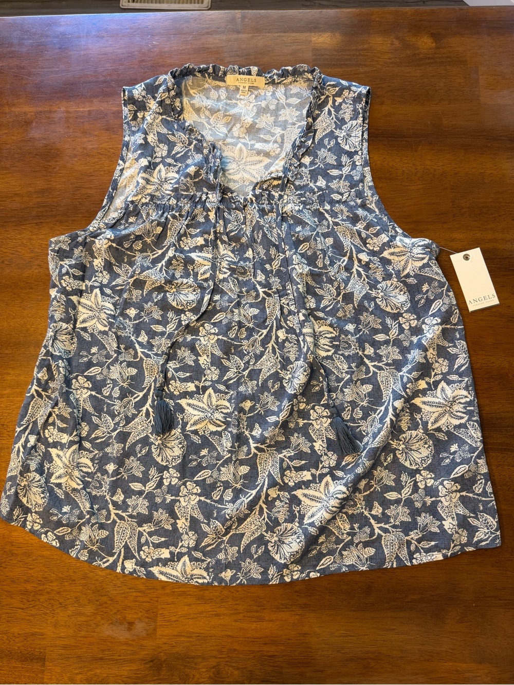 NWT Angels Blue Floral Sleeveless Tie-Neck Top Size M